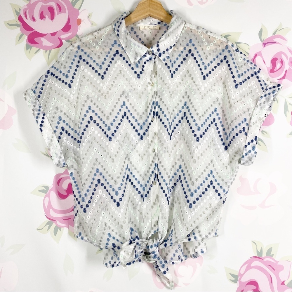Love Stitch Embroidered Eyelet Zigzag Short Sleeve Front Tie Blouse L